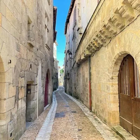 Apartman Superbe T3 Atypique Dans Le Quartier Historique *